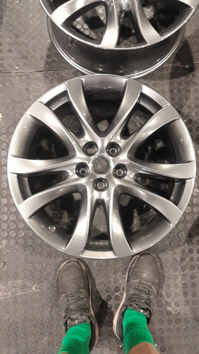 Workshop photo 0060 alloy wheel refurbishment photo