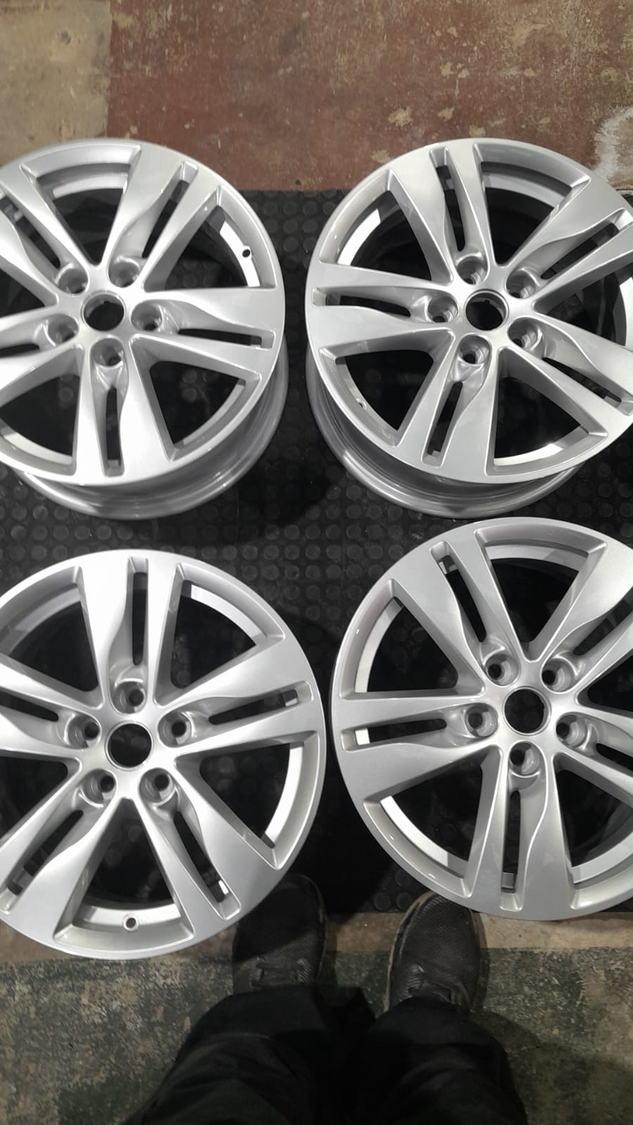 Workshop photo 0000 alloy wheel refurbishment photo