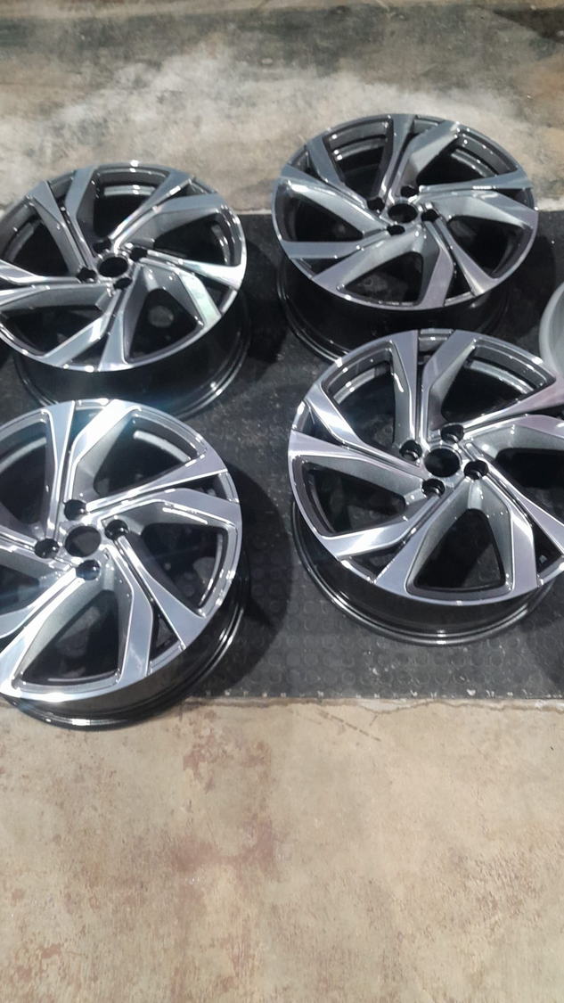 Workshop photo 0008 alloy wheel refurbishment photo