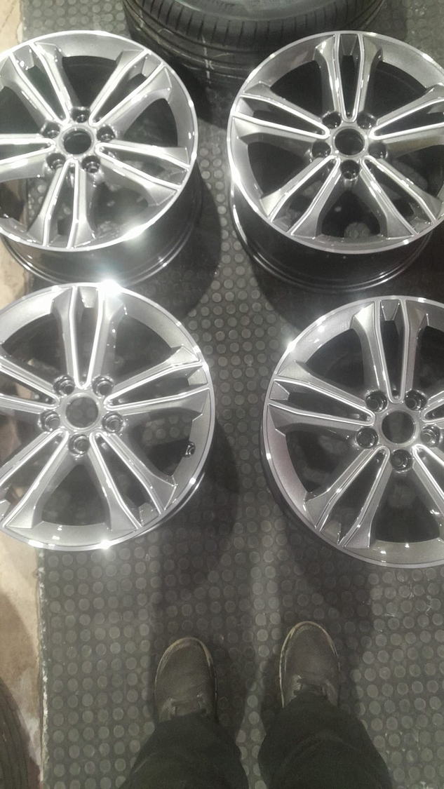 Workshop photo 0019 alloy wheel refurbishment photo