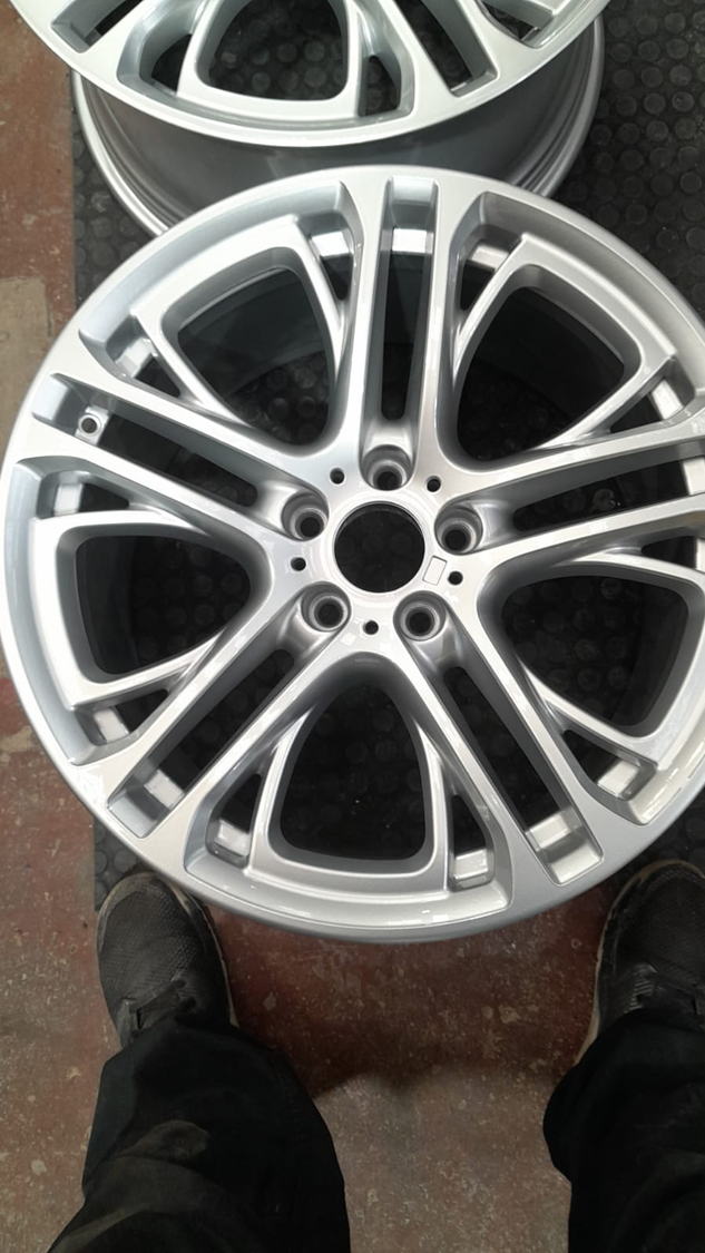 Workshop photo 0028 alloy wheel refurbishment photo